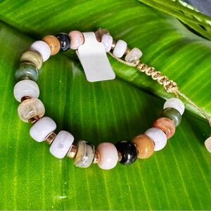 Plunder Multicolor Beaded Bracelet with Elegant Design